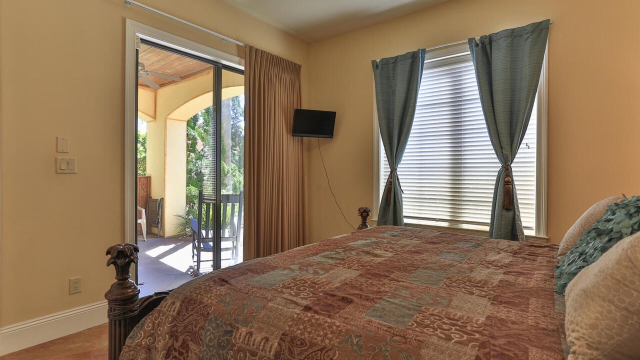 Photo of Bedroom in St. Tropez
