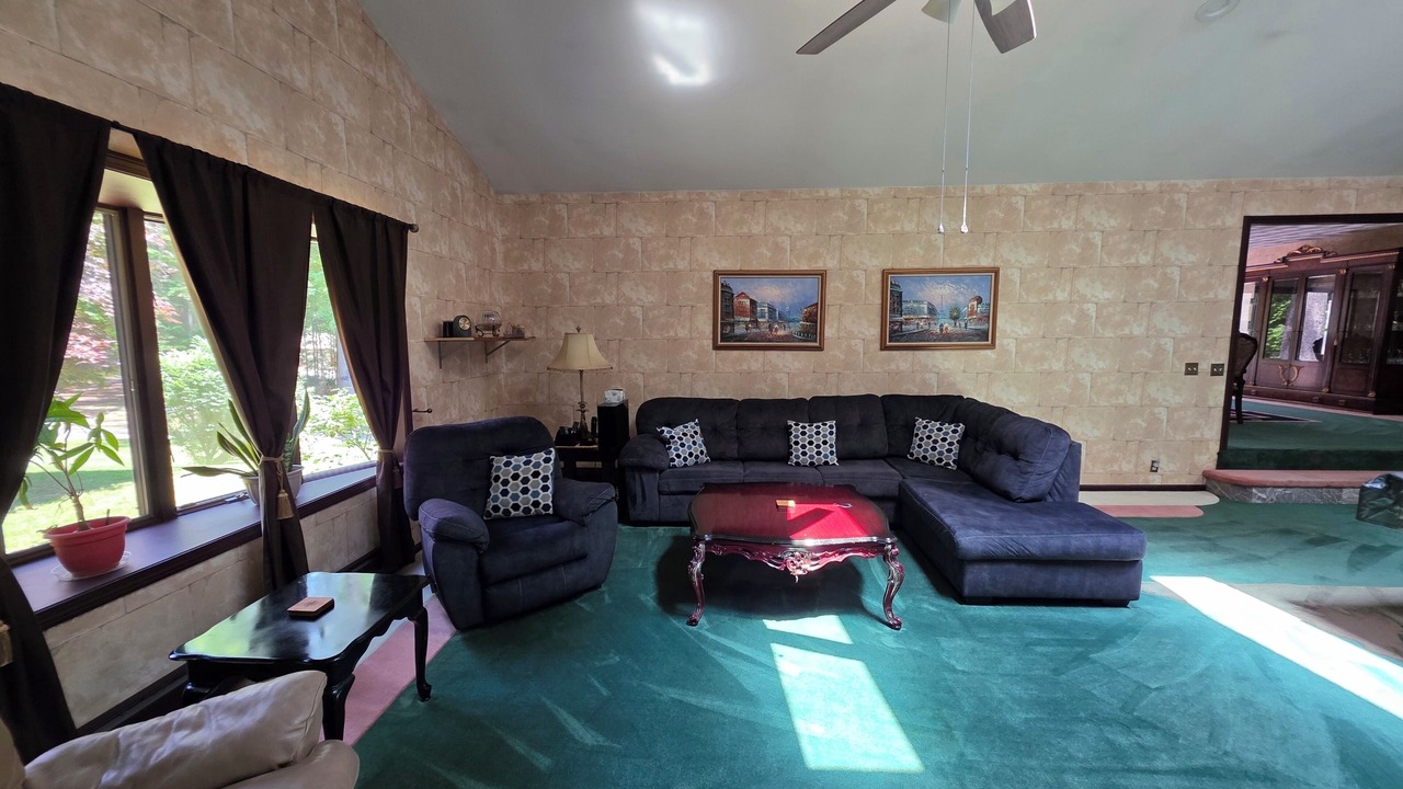 Photo of Livingroom in Lake Luzerne