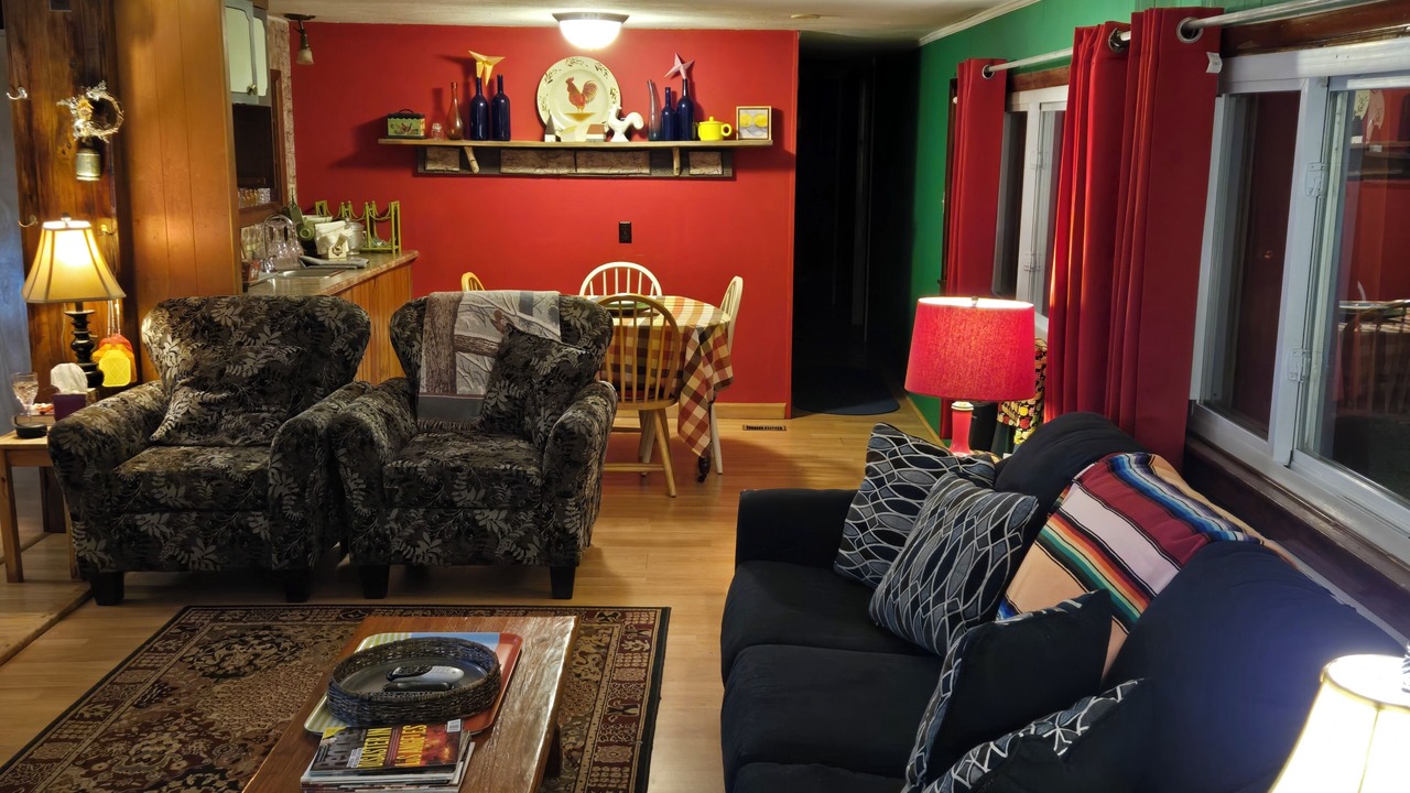 Photo of Livingroom in Johnsburg
