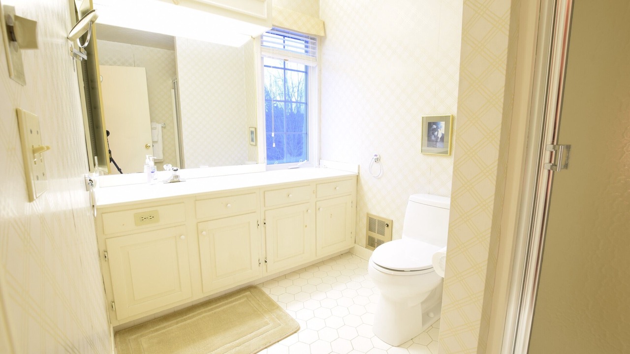 Photo of Bathroom in Jeffersonville