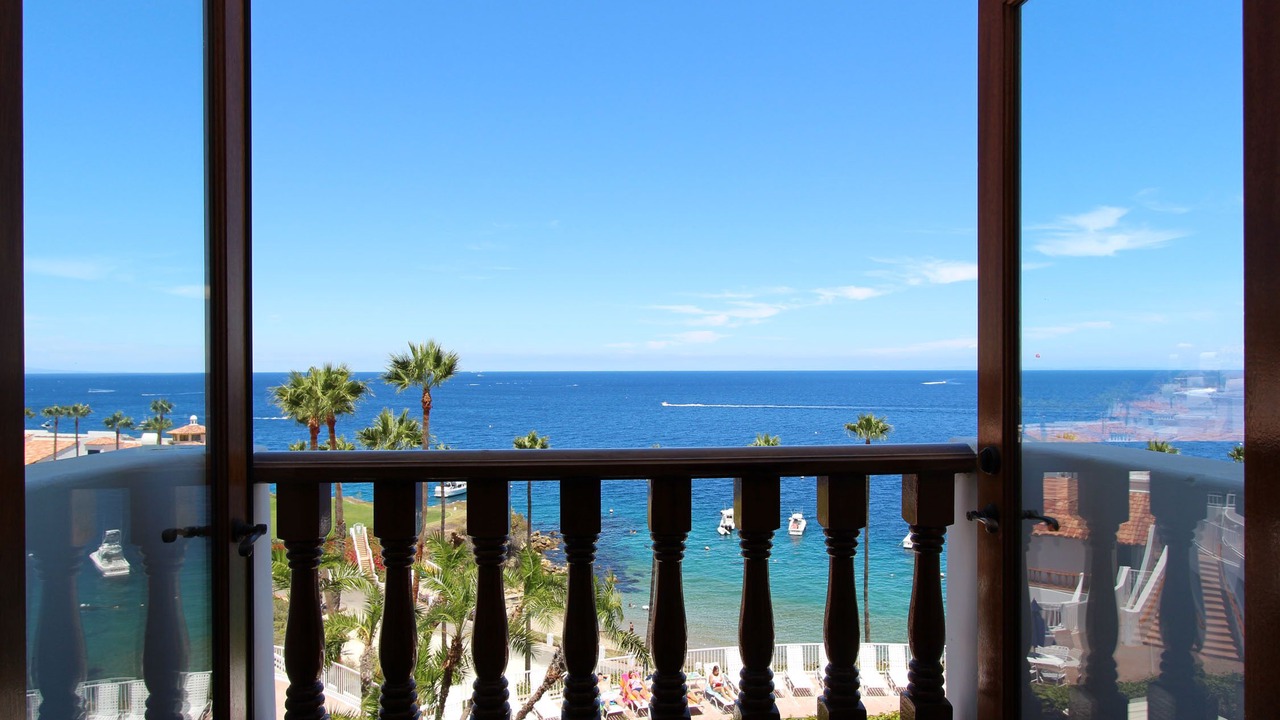 Photo of Patio Balcony in Avalon