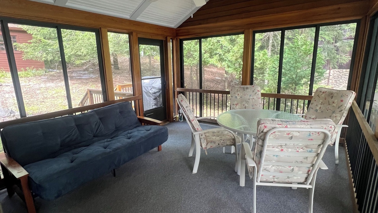 Photo of Livingroom in North Lake George