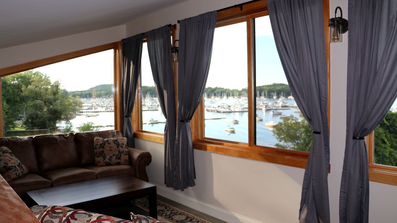 Photo of Others in Malletts Bay