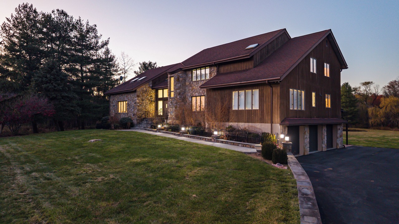 Photo of Outdoor in Campbell Hall