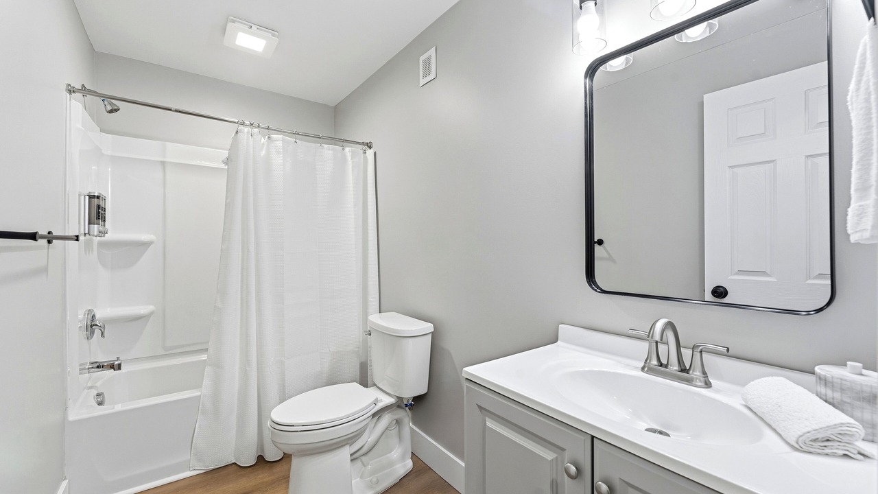 Photo of Bathroom in Watervliet