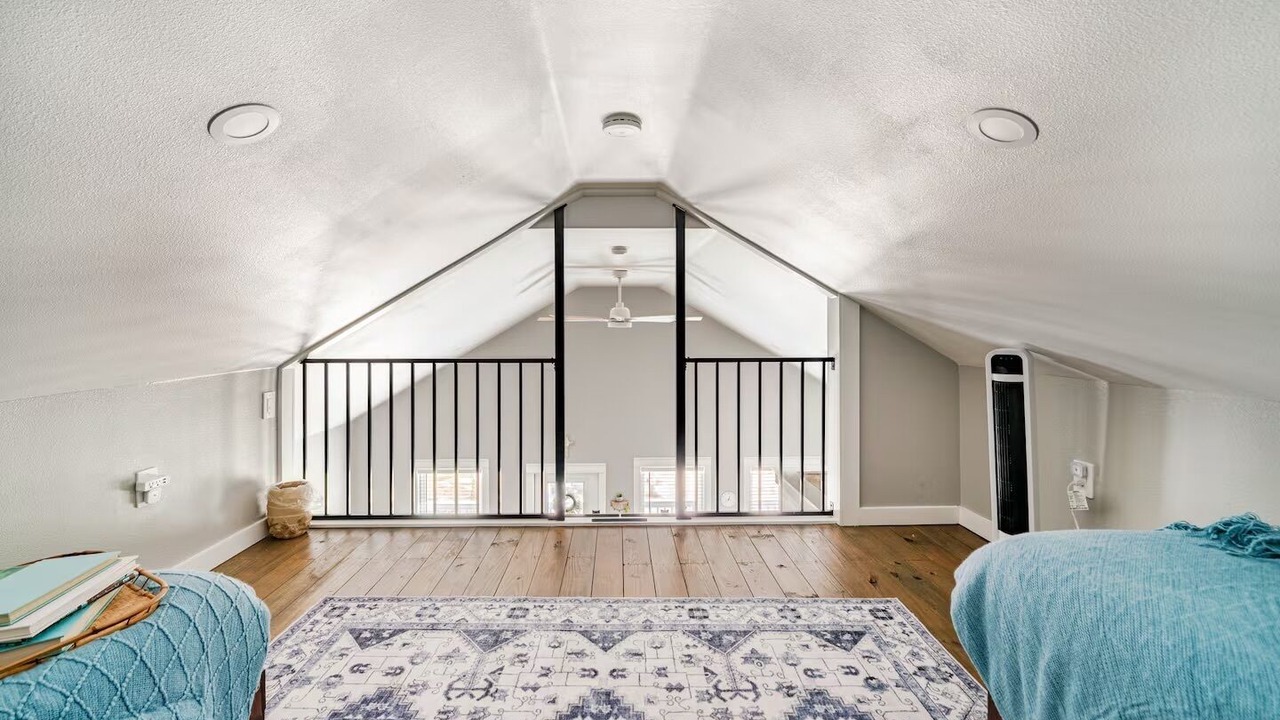 Photo of Bedroom in Port Bolivar