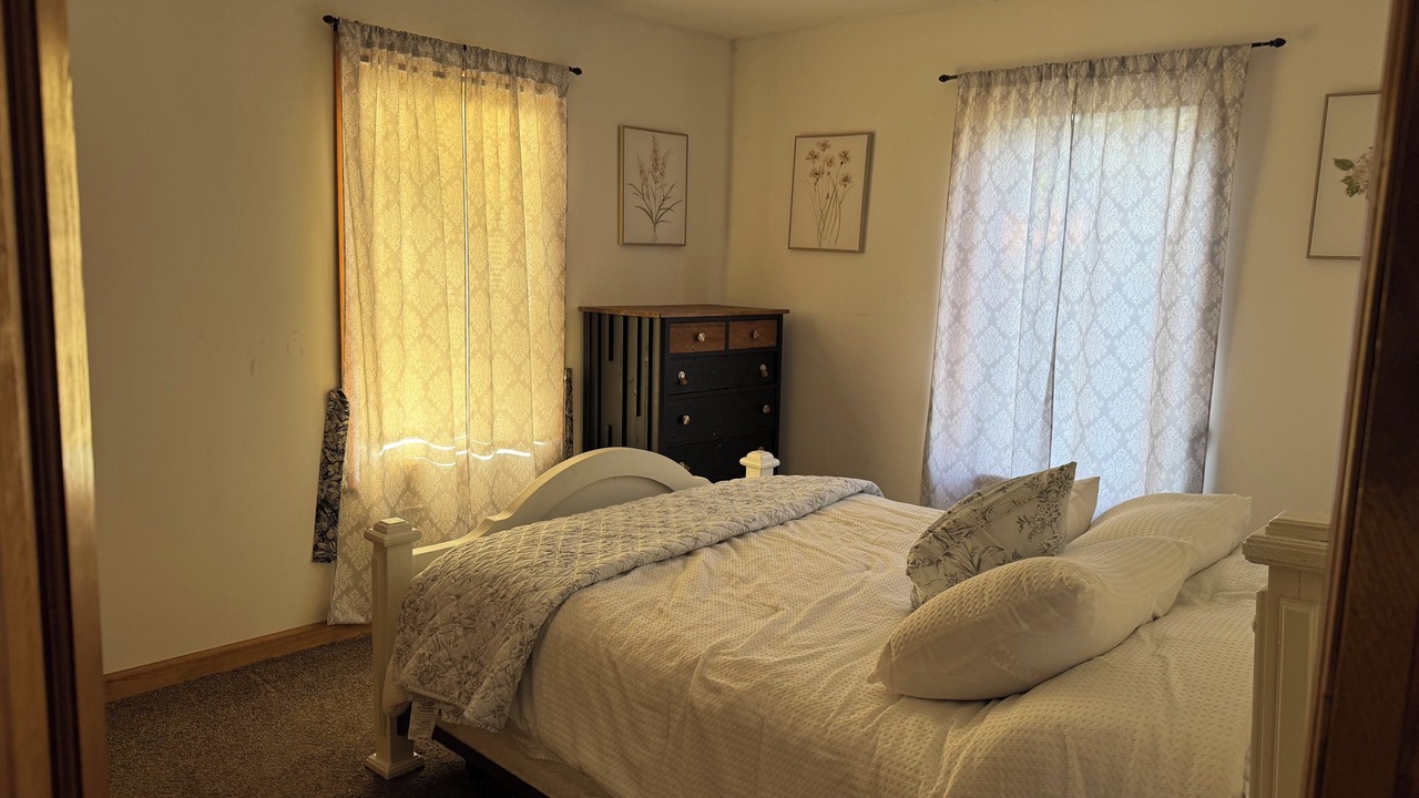Photo of Bedroom in Fort Edward