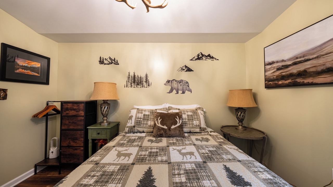 Photo of Bedroom in Silver Creek