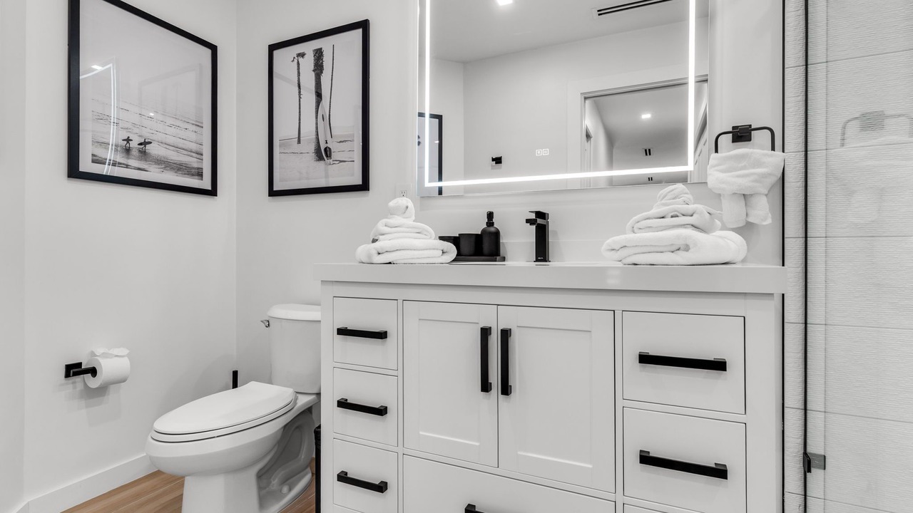 Photo of Bathroom in Marathon