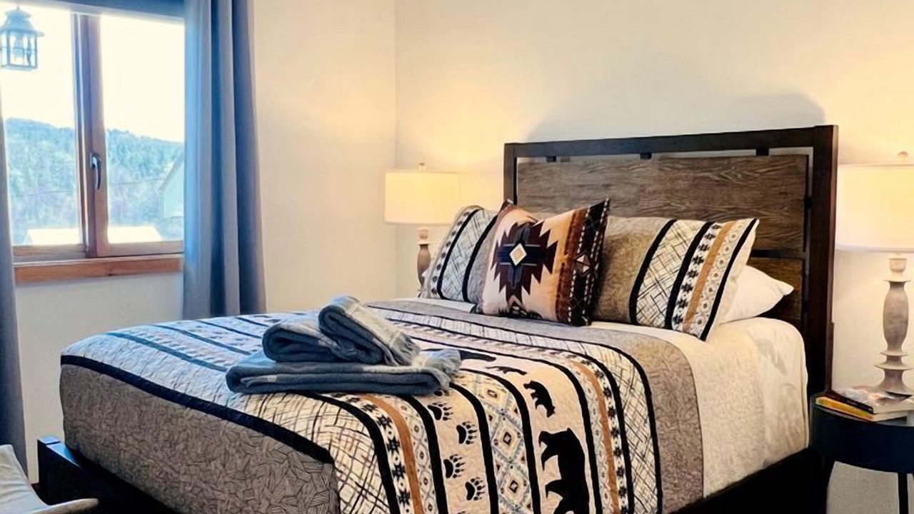 Photo of Bedroom in Johnsburg