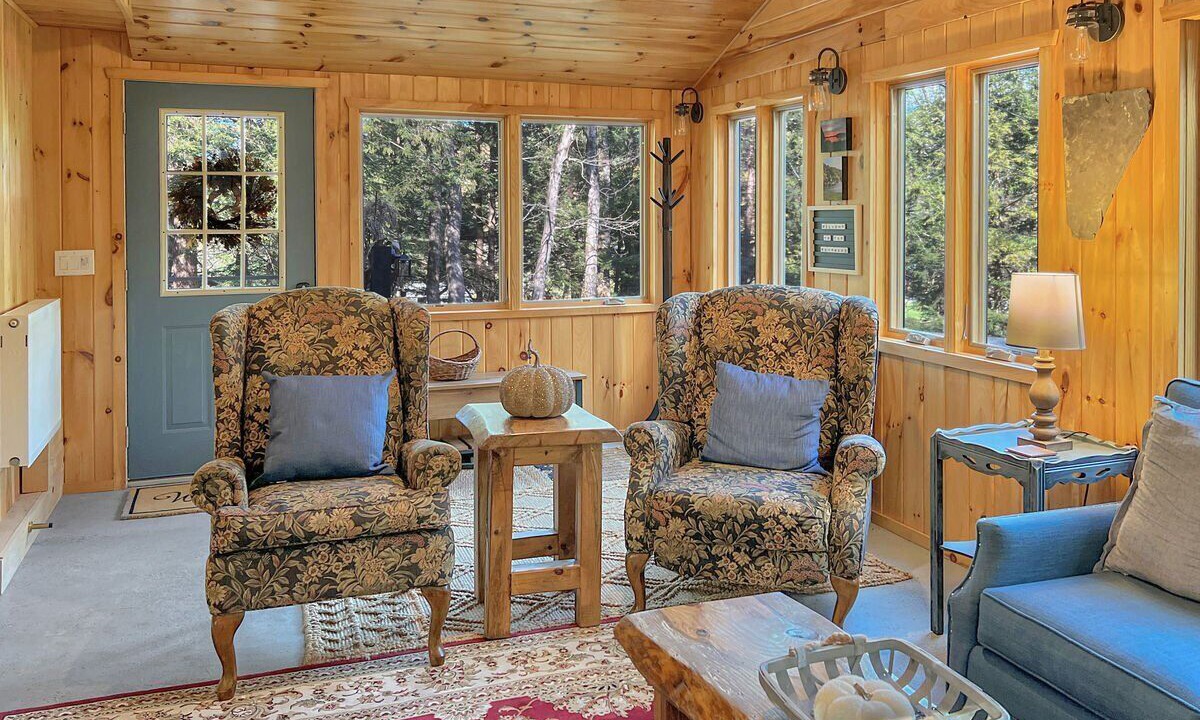 Photo of Livingroom in Crystal Beach