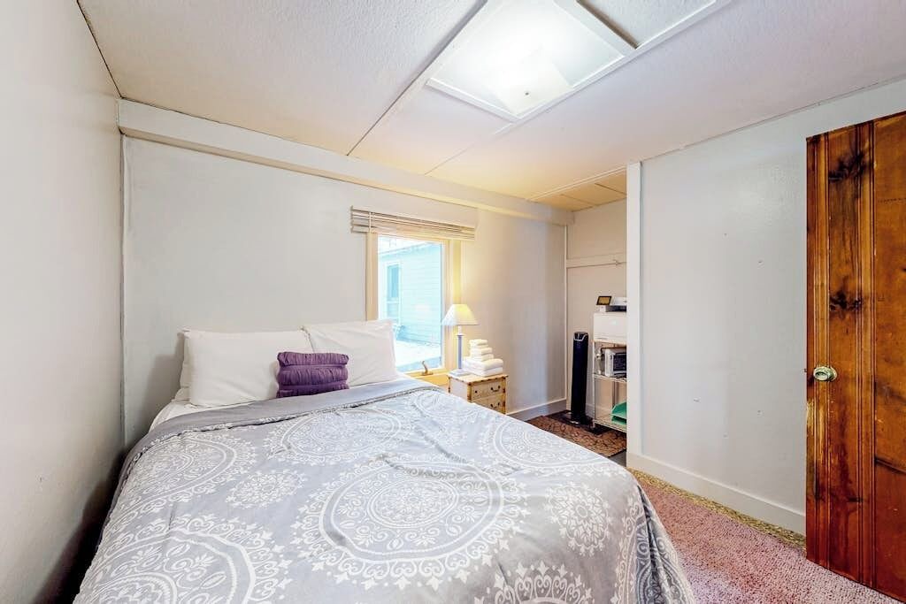 Photo of Bedroom in Castleton