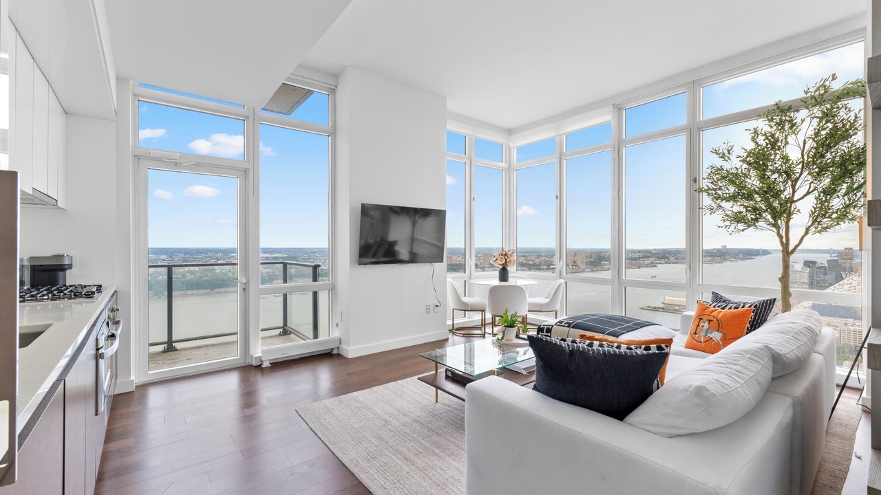 Photo of Others in Hudson Yards