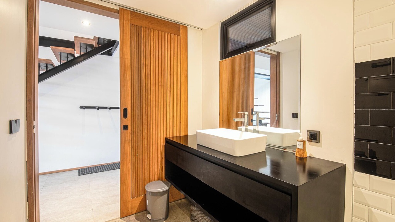 Photo of Bathroom in Munggu