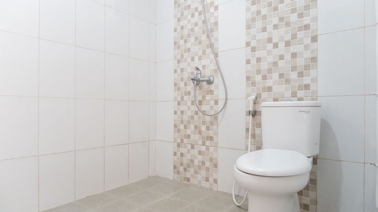Photo of Bathroom in Sidomulyo