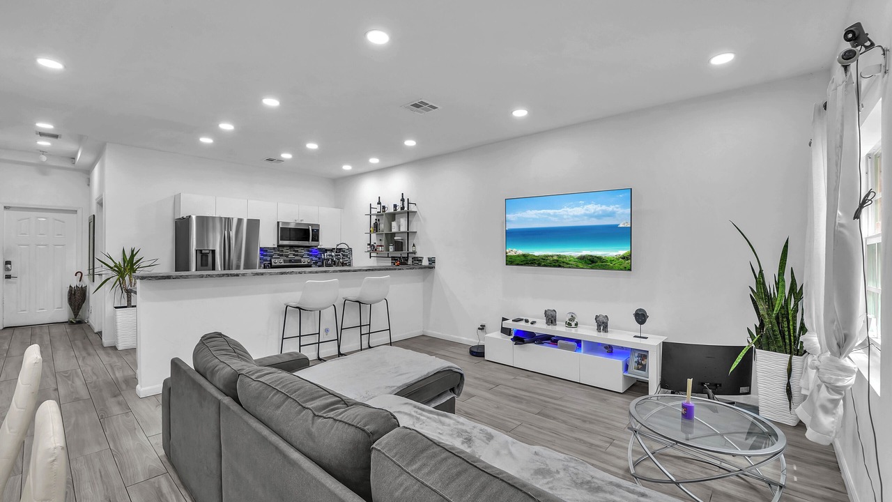 Photo of Livingroom in Highland Garden