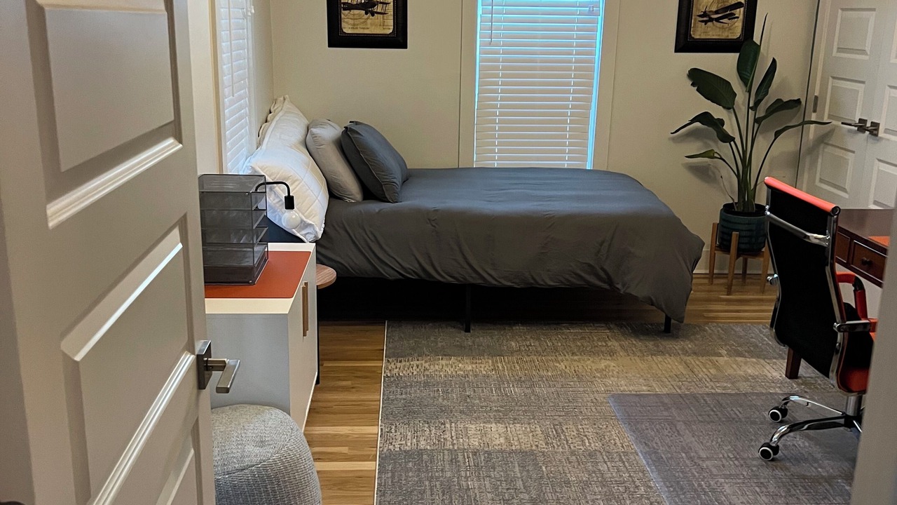 Photo of Bedroom in Huntsville