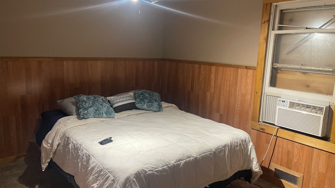 Photo of Bedroom in Baldwinsville