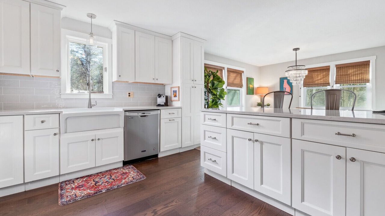 Photo of Kitchen in South Londonderry