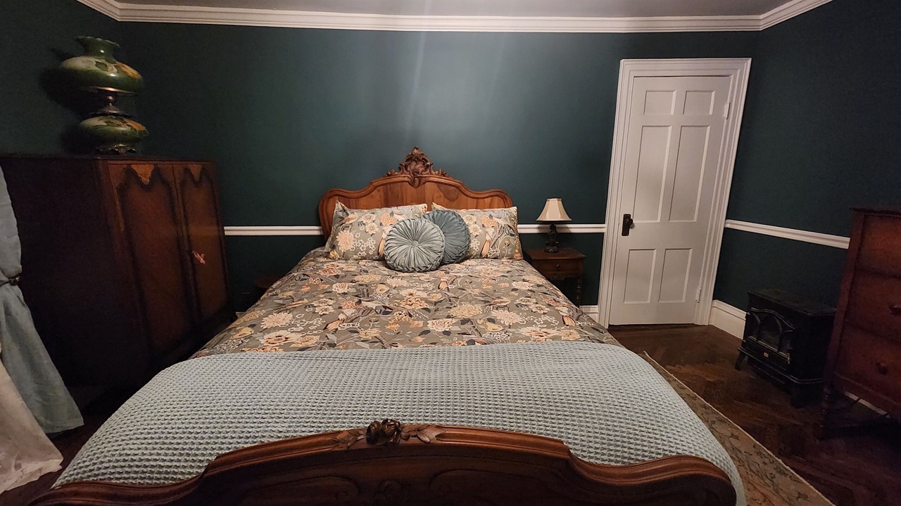 Photo of Bedroom in Montgomery