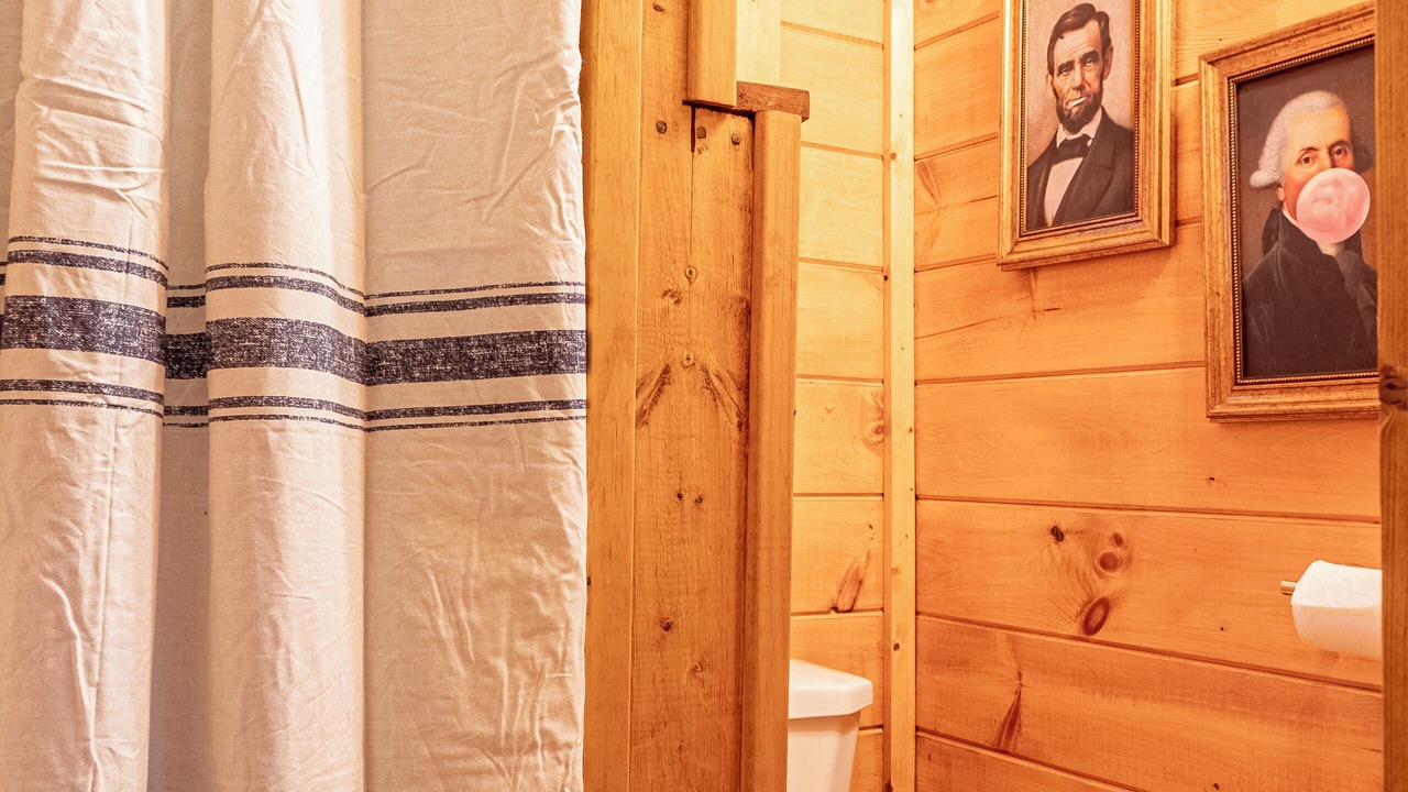 Photo of Bathroom in Lake George