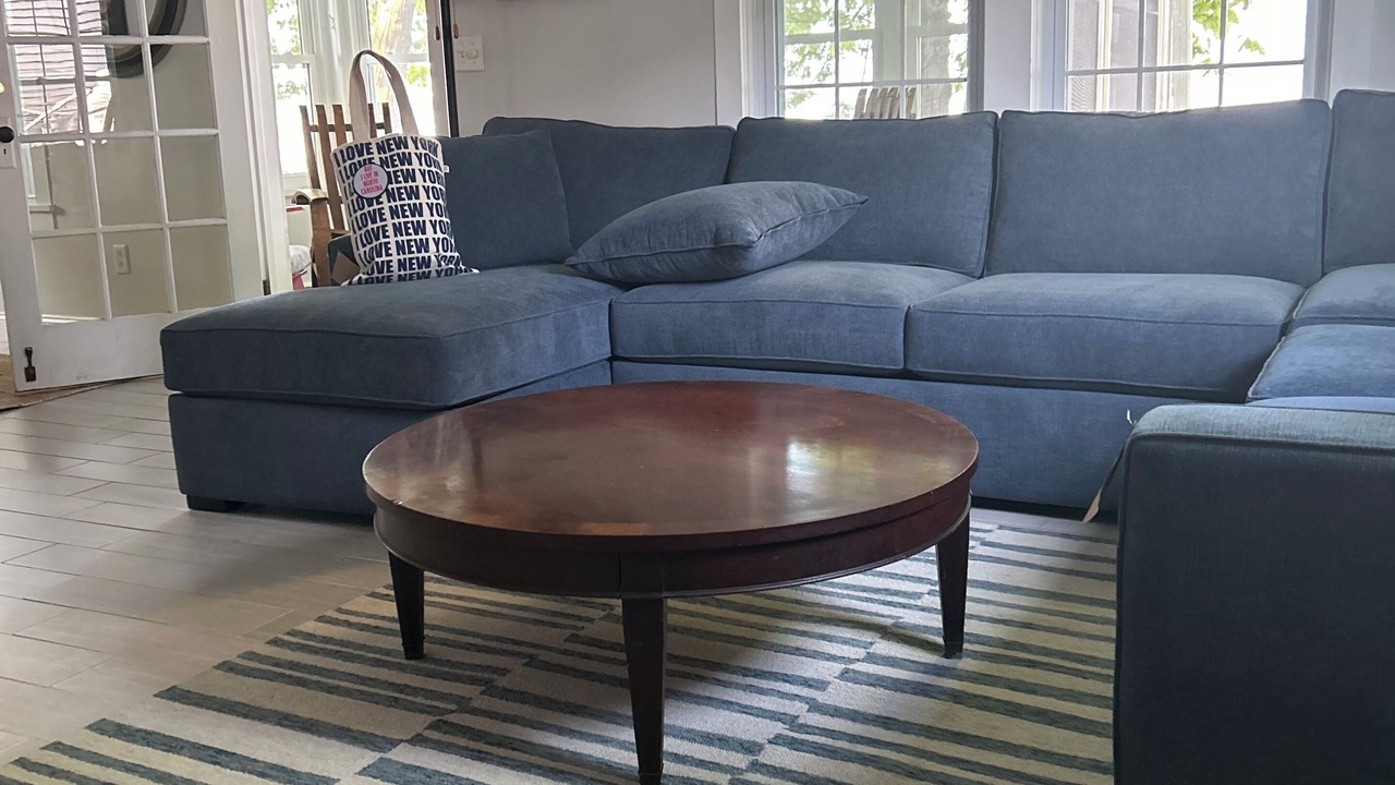 Photo of Livingroom in Town of Benton