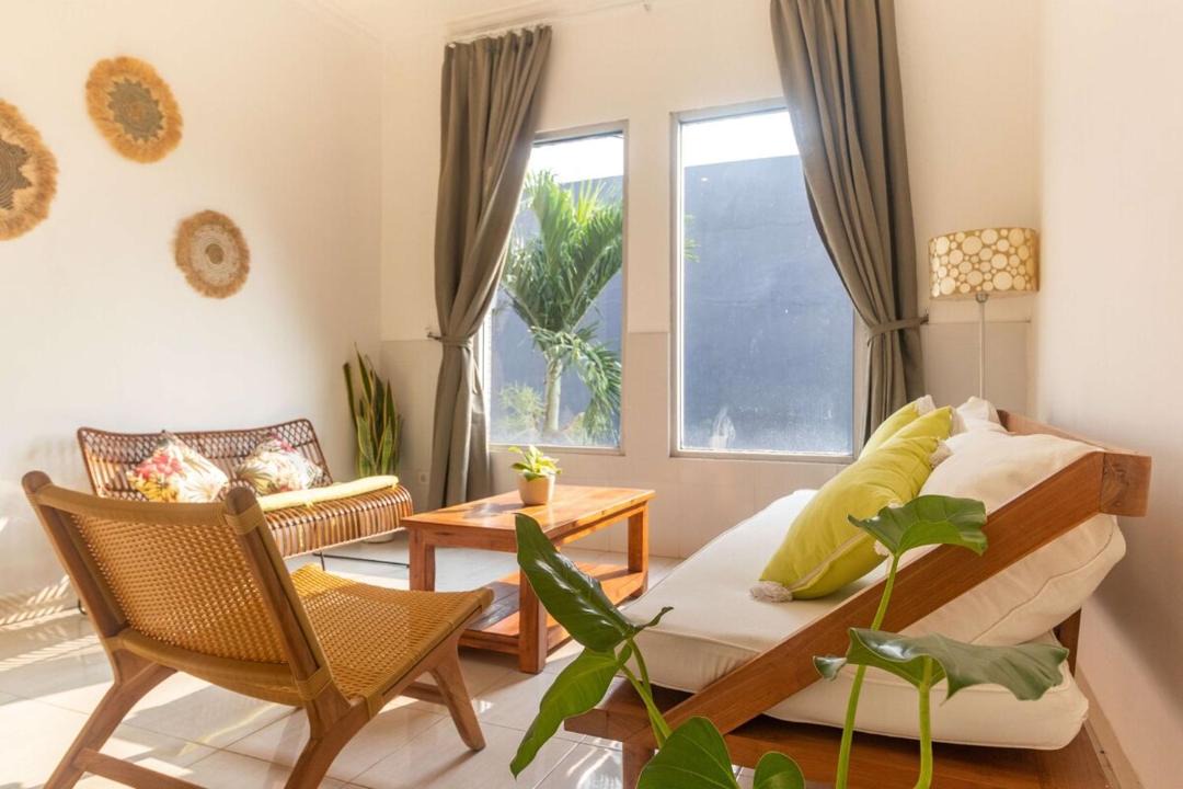 Photo of Others in Sunset Road