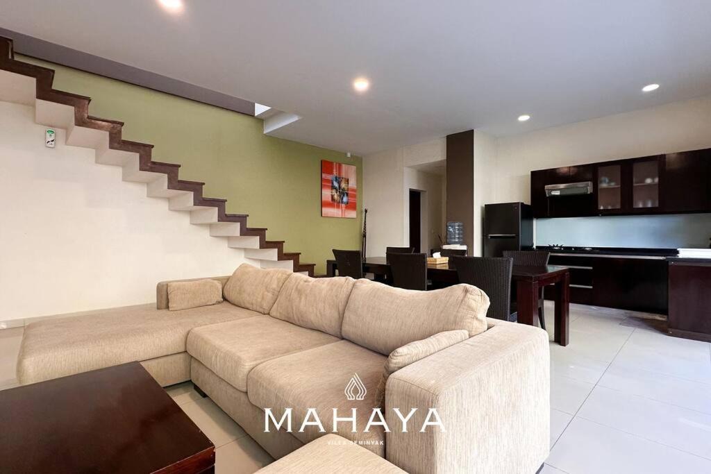 Photo of Livingroom in Sunset Road