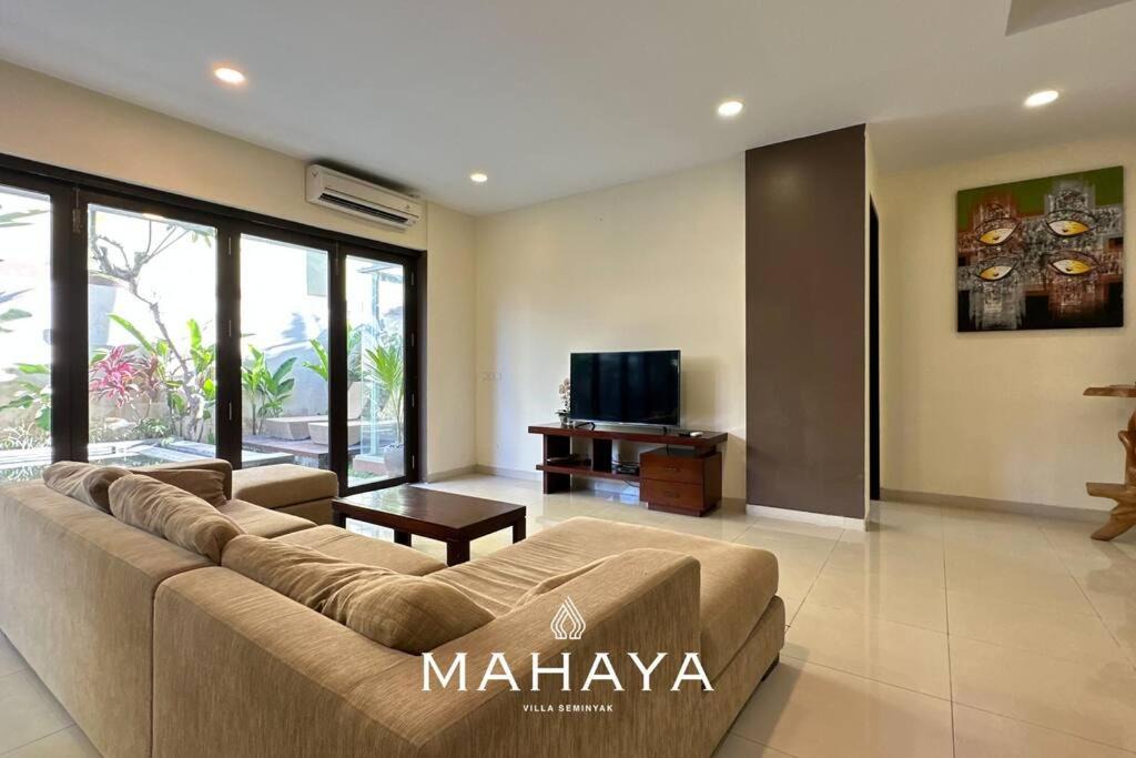 Photo of Livingroom in Sunset Road