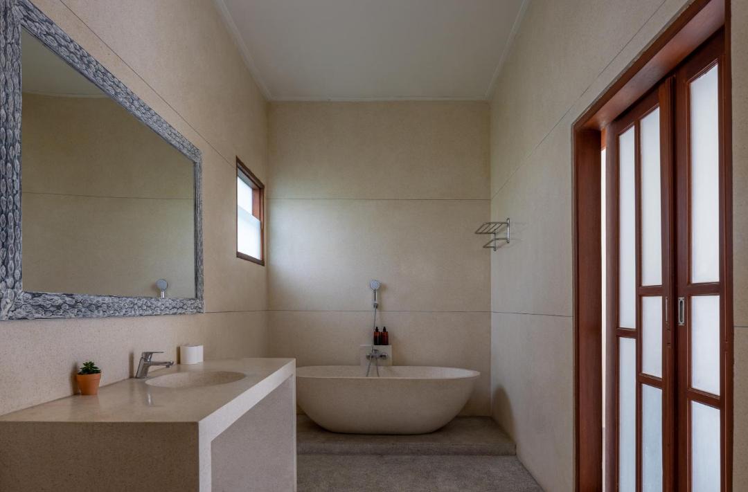 Photo of Bathroom in Petitenget