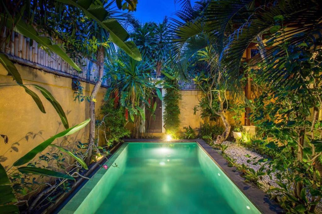 Photo of Outdoor in Sunset Road