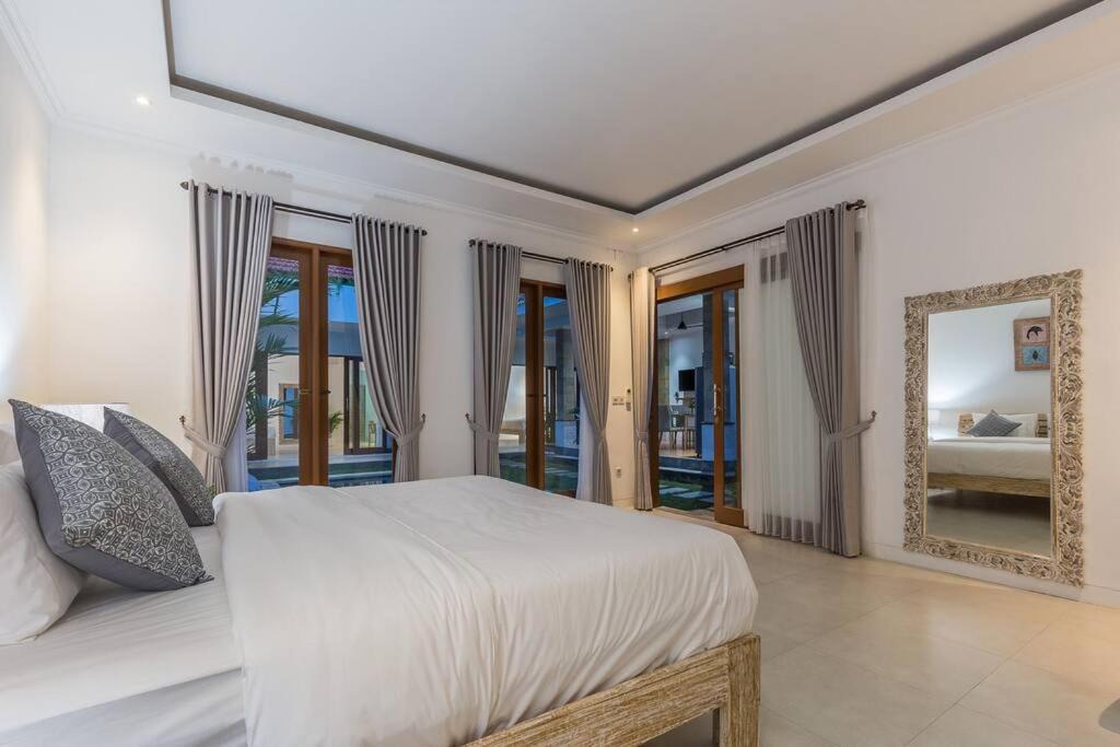 Photo of Bedroom in Drupadi