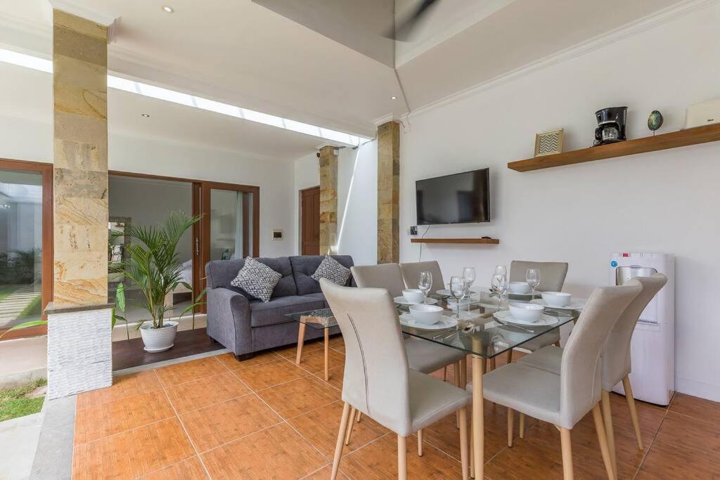 Photo of Livingroom in Drupadi