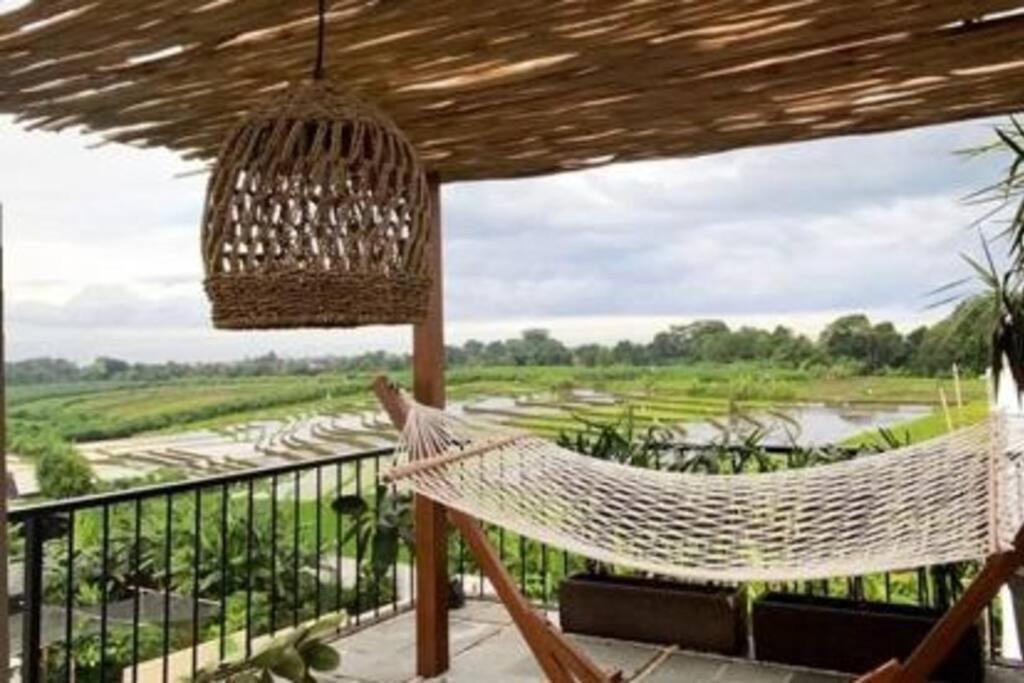 Photo of Patio Balcony in Babakan