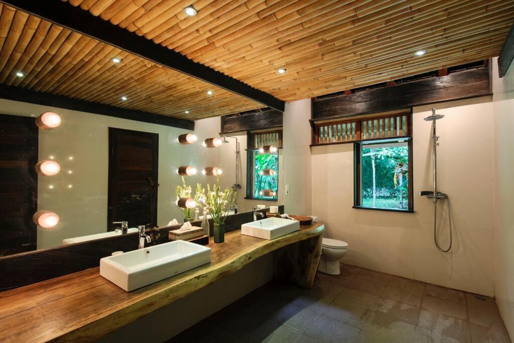 Photo of Livingroom in Sambahan