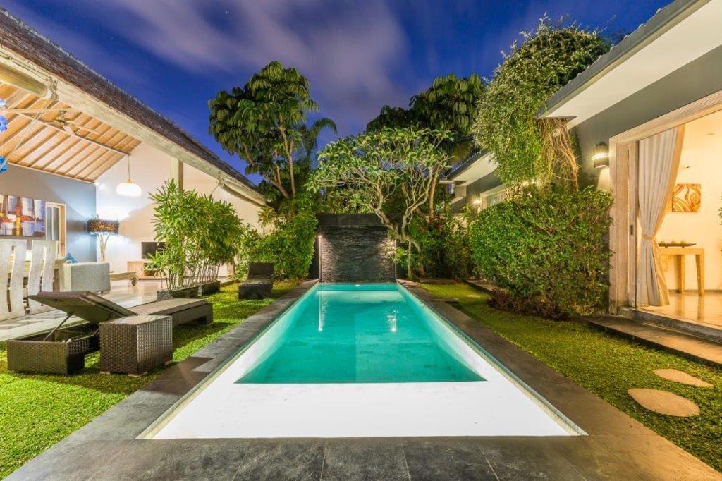 Photo of Outdoor in Sunset Road