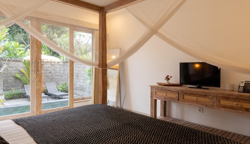 One Bedroom Villa
