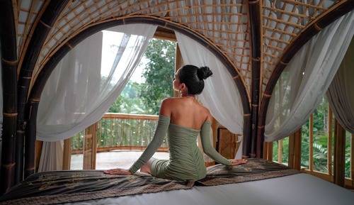 One Bedroom Bamboo Villa with Pool