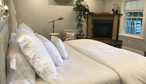 Luxury Room, 1 King Bed, Lake View (#2)