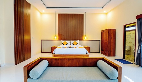 Suite with Garden View