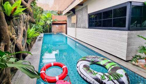 Deluxe Villa