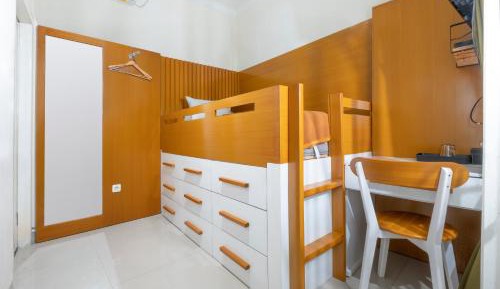 Single Room with Private Bathroom