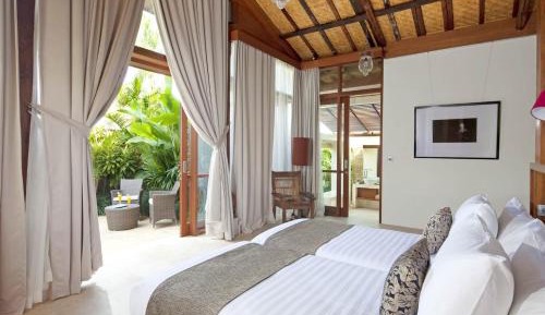 Amy Three-Bedroom Villa with Private Pool