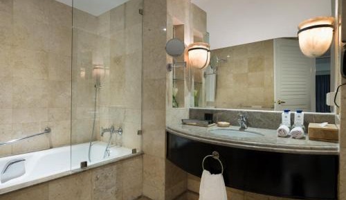 The Level Junior Suite