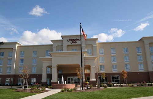 Bayberry Hotel | Hampton Inn Syracuse Clay