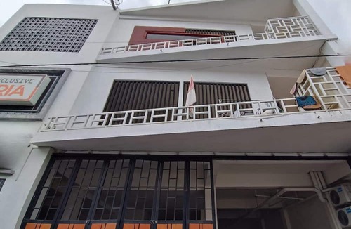Solo City Centre House | Indria Pasar Gede Deluxe