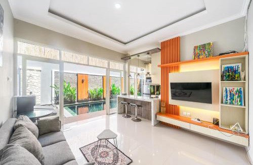 Padonan Villa | Villa Kamboja - Indoor livingroom - NEW & MODERN 3 BEDROOMS