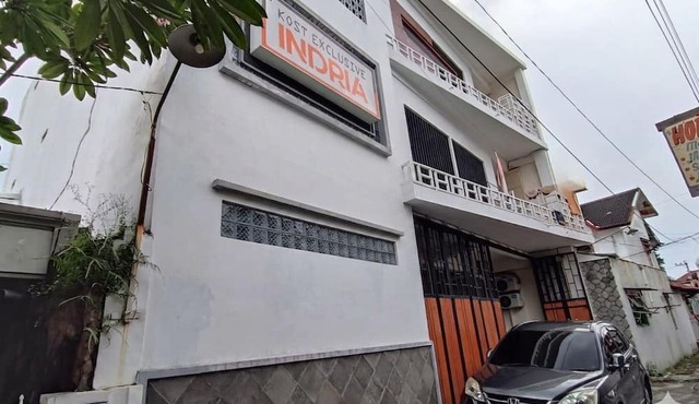 Indria Pasar Gede Deluxe